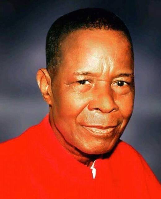 Leader Olumba Olumba 32